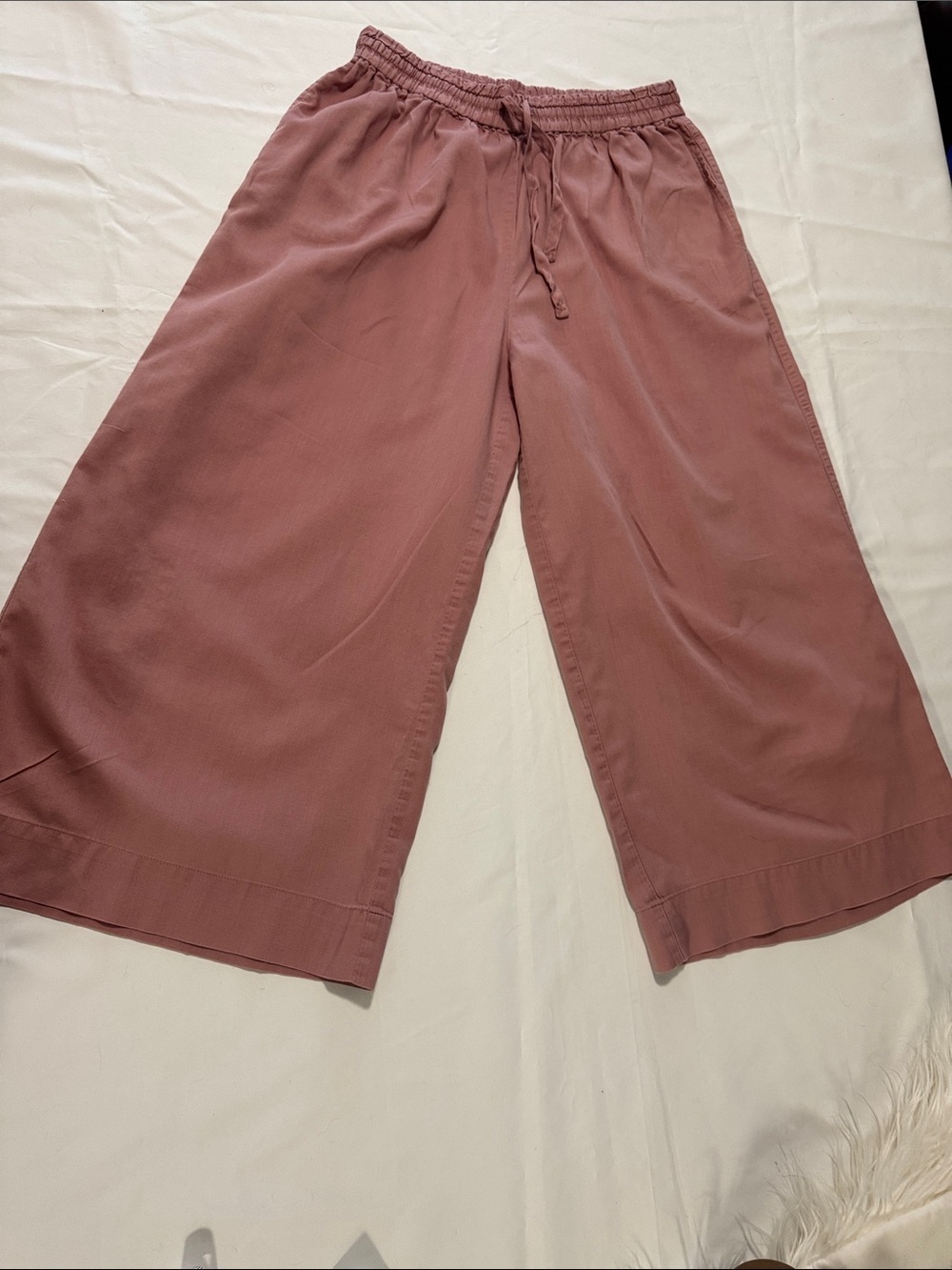 Athleta capri pants pink size XS
